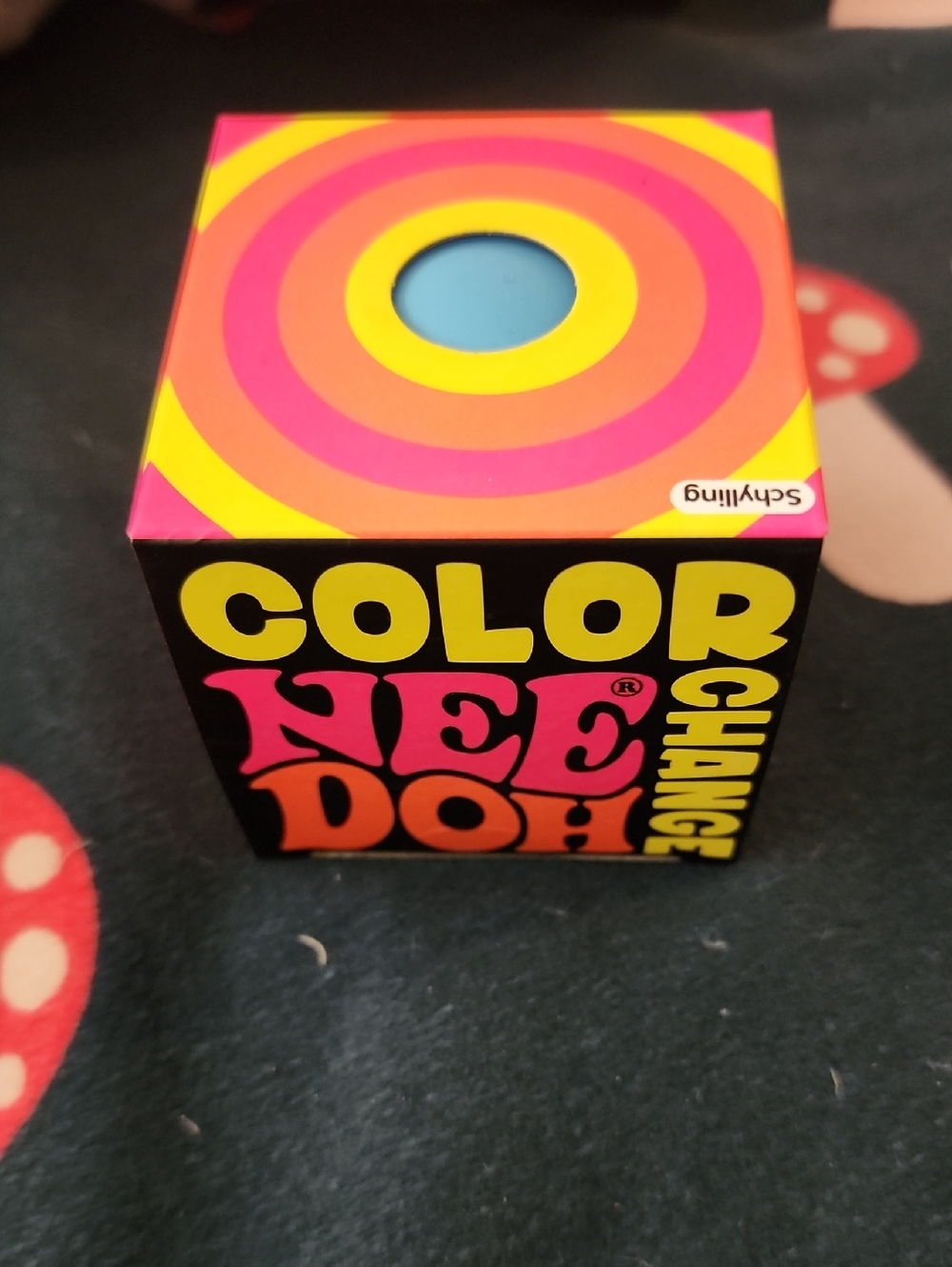 Color NeeDoh Change! Blue Squeeze Ball